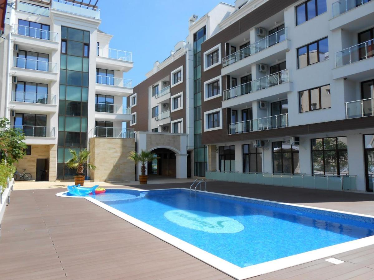 Sea View Apartment Free Parking Primorsko Eksteriør billede